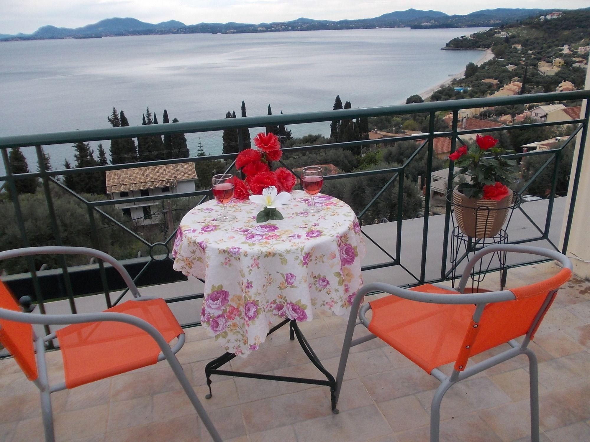 Sarakinos Apartments Barbati Exteriér fotografie
