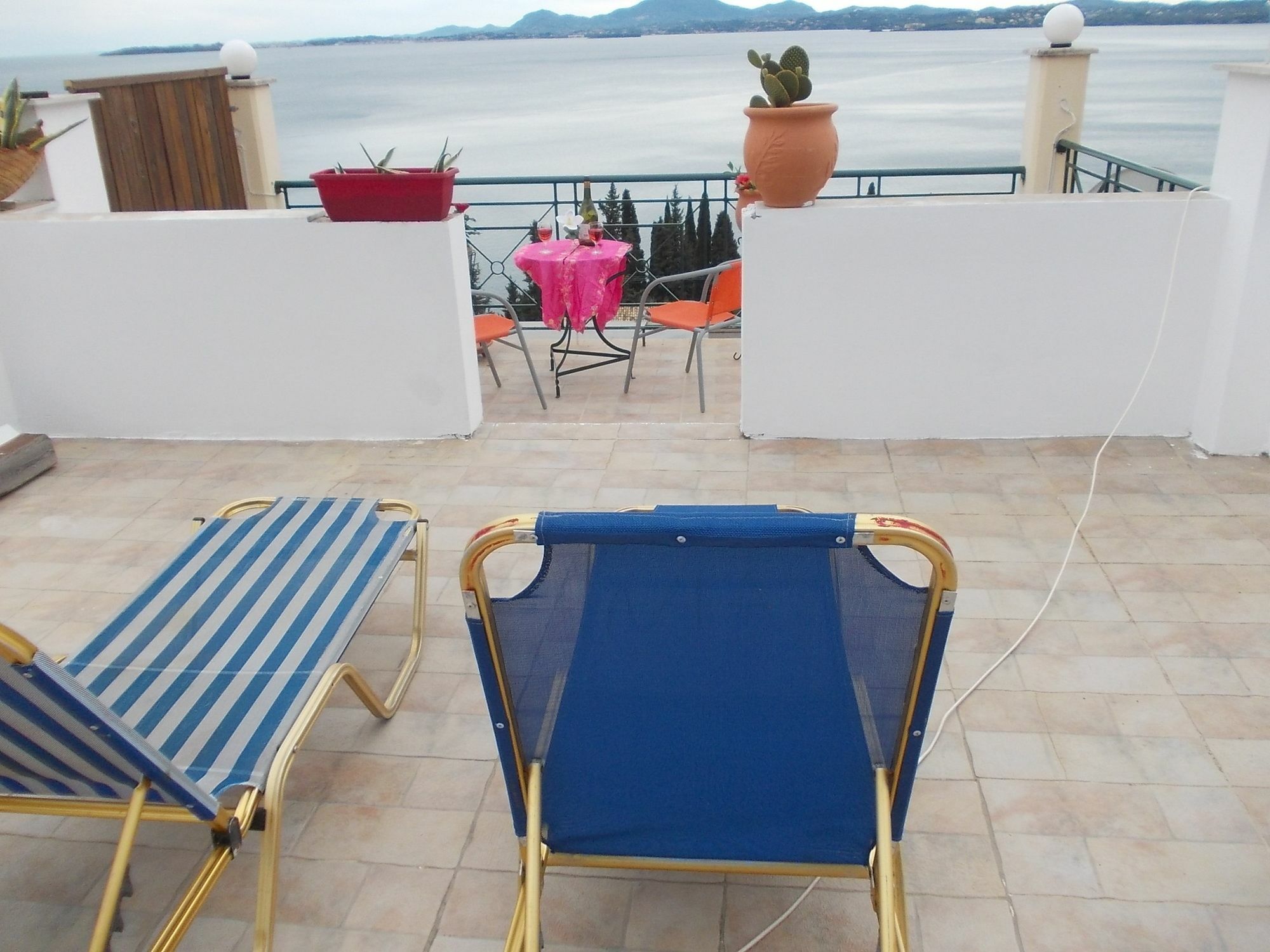 Sarakinos Apartments Barbati Exteriér fotografie