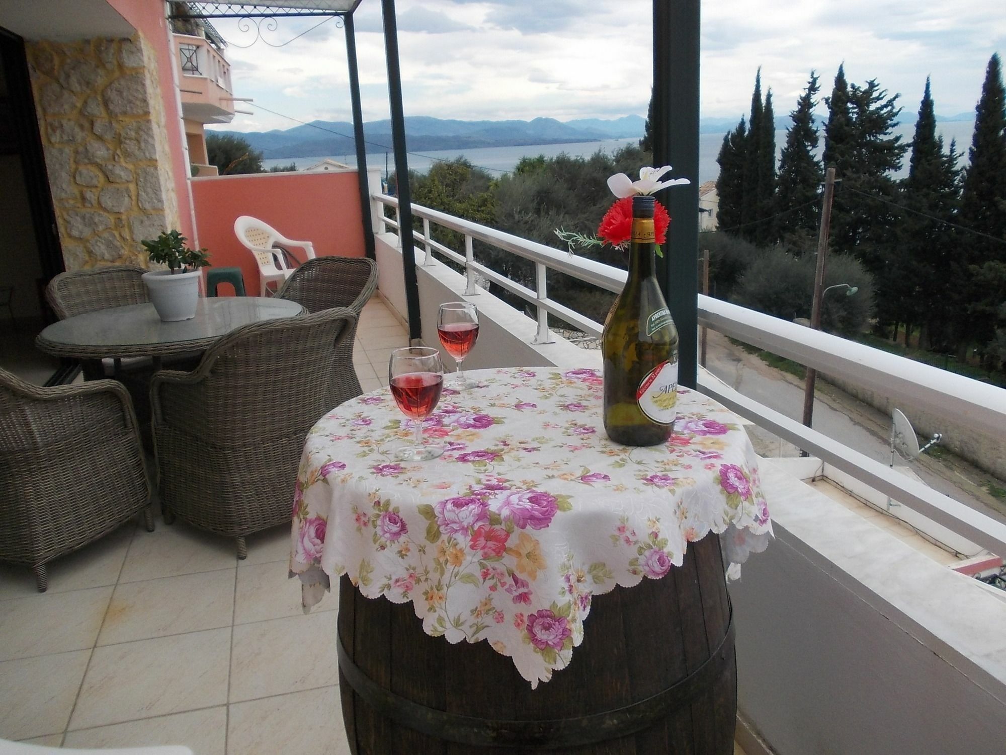 Sarakinos Apartments Barbati Exteriér fotografie